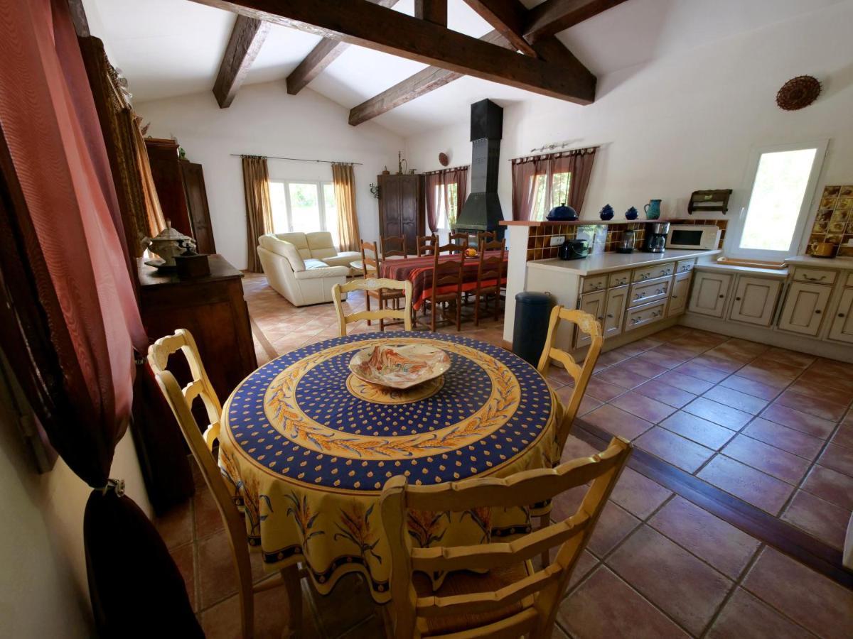 Campagne Saint Maurinet Villa Montmeyan Bagian luar foto