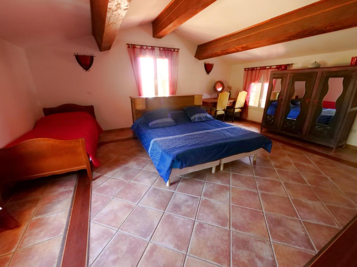 Campagne Saint Maurinet Villa Montmeyan Bagian luar foto